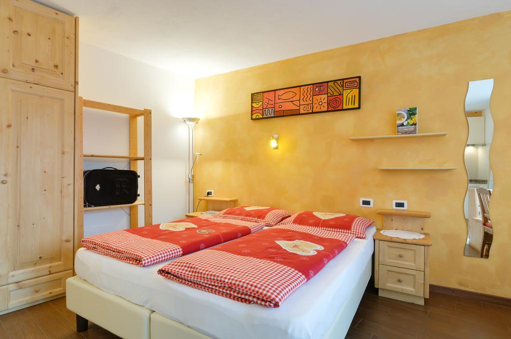Ciasa Lisuera Apartment Badia  Luaran gambar